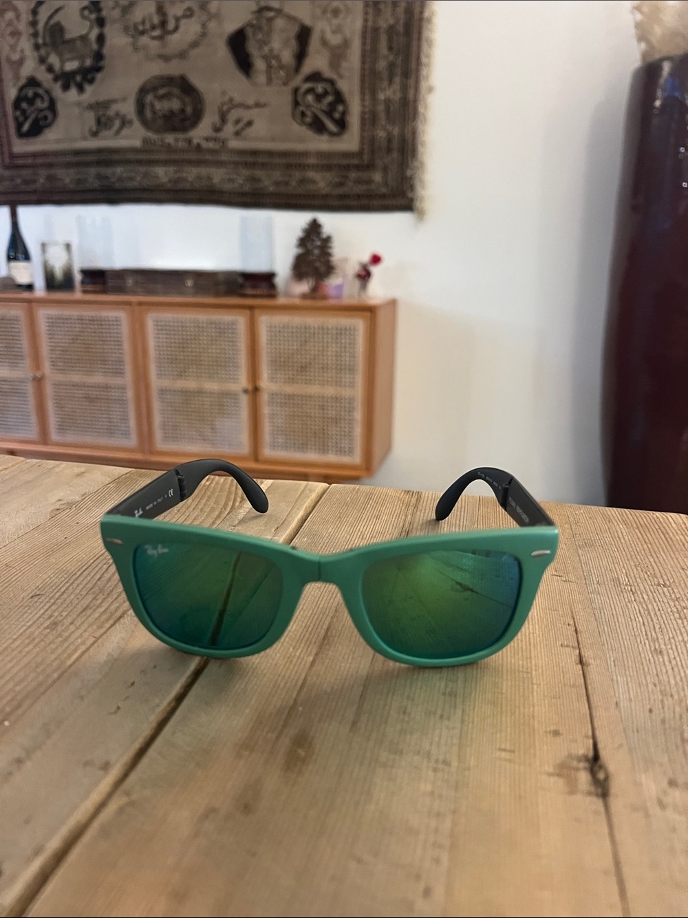 Ray-Ban Green FoldingFrame Sunglasses with Green Mirror Lenses and Black Temples